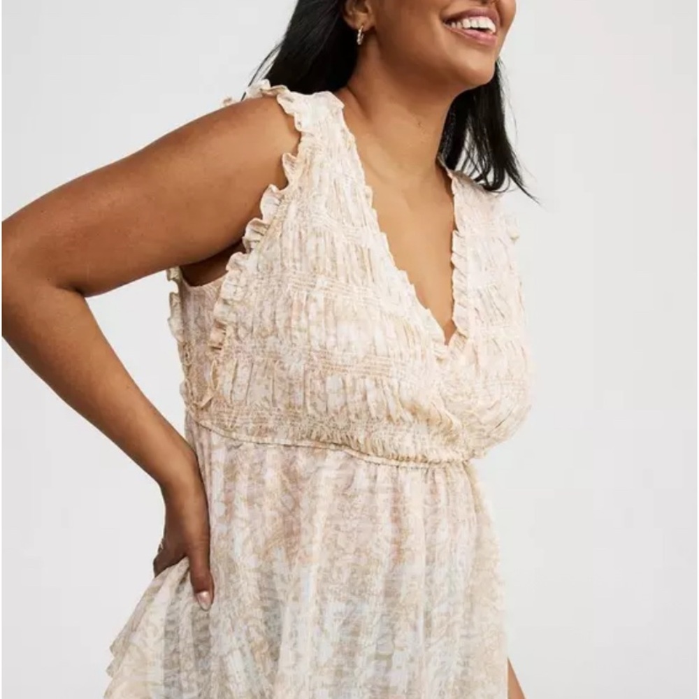 Torrid Surplice Sleeveless Top - Picture 4 of 16